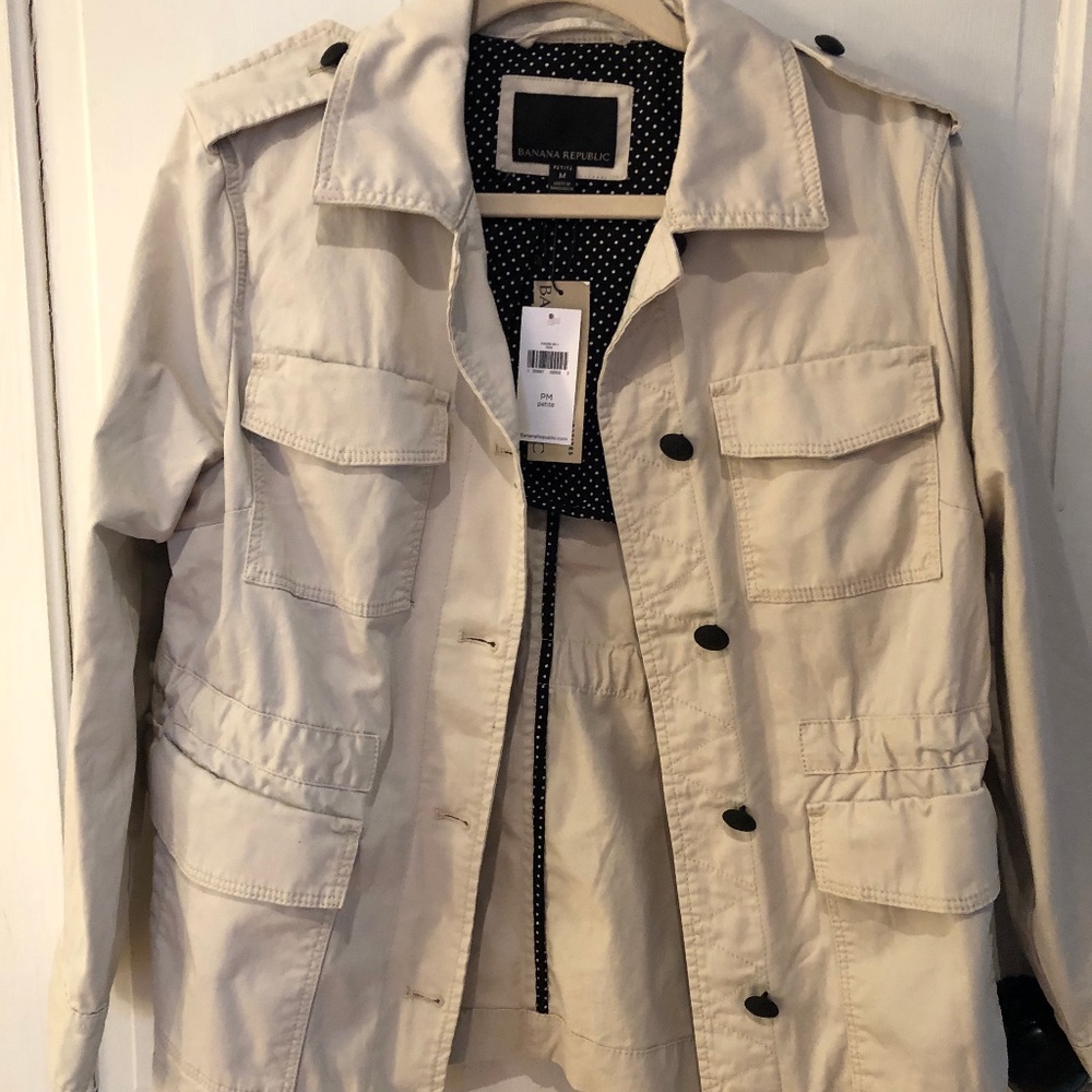 *NWT* Banana Republic utility jacket Petite Medium